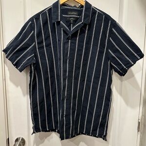 Banana Republic Navy Short-Sleeve Vertical Chain Stripe Shirt